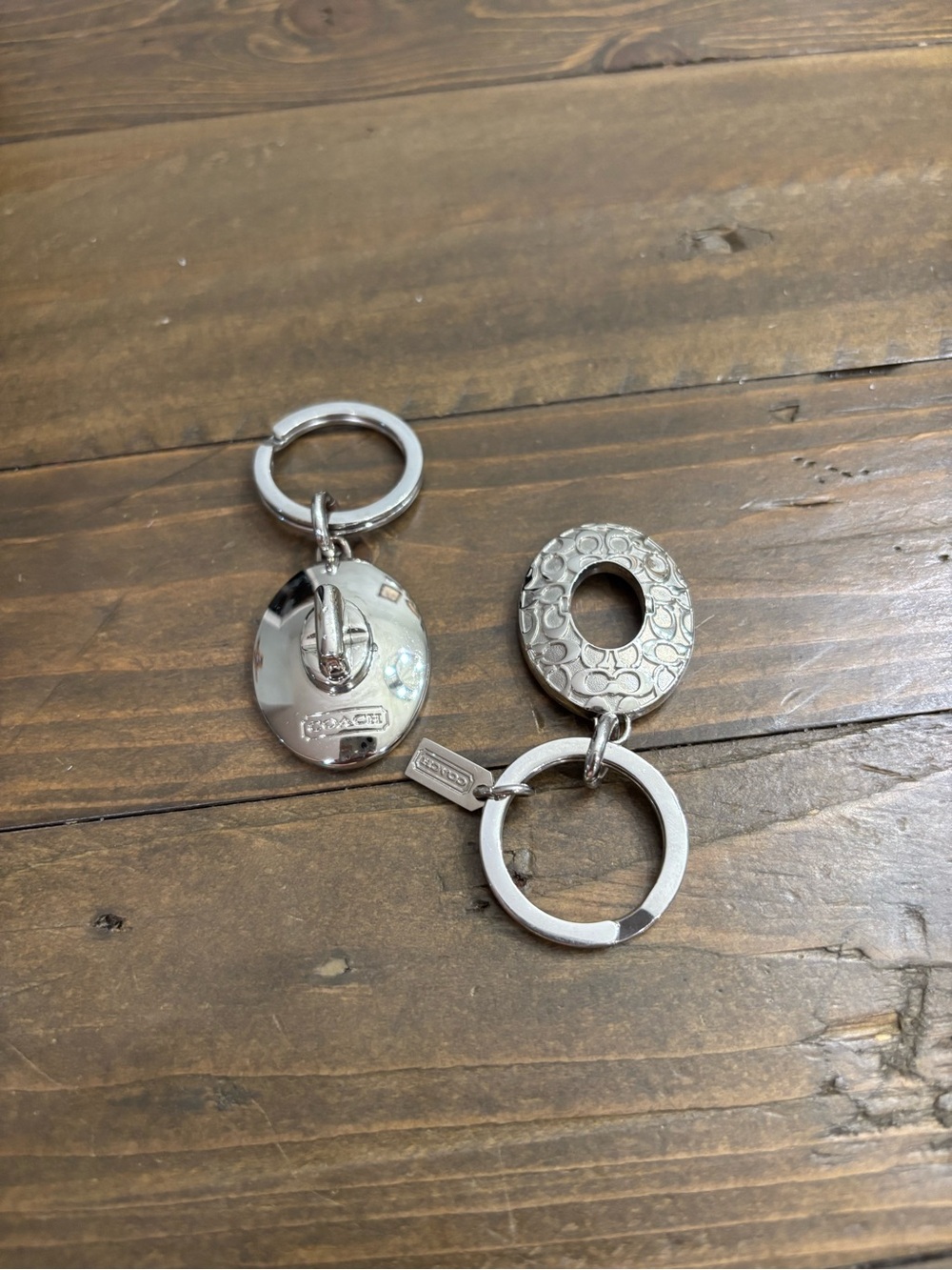 Coach Signature Turnlock Valet Key Chain Bag Charm - Picture 2 of 4